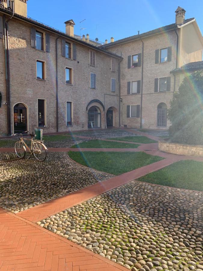 La Rocca Luxury Apartment Parma Exterior photo